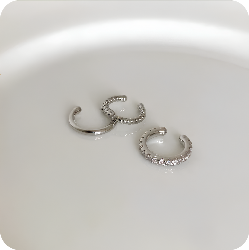 Ear Cuff Prateado Minimalista