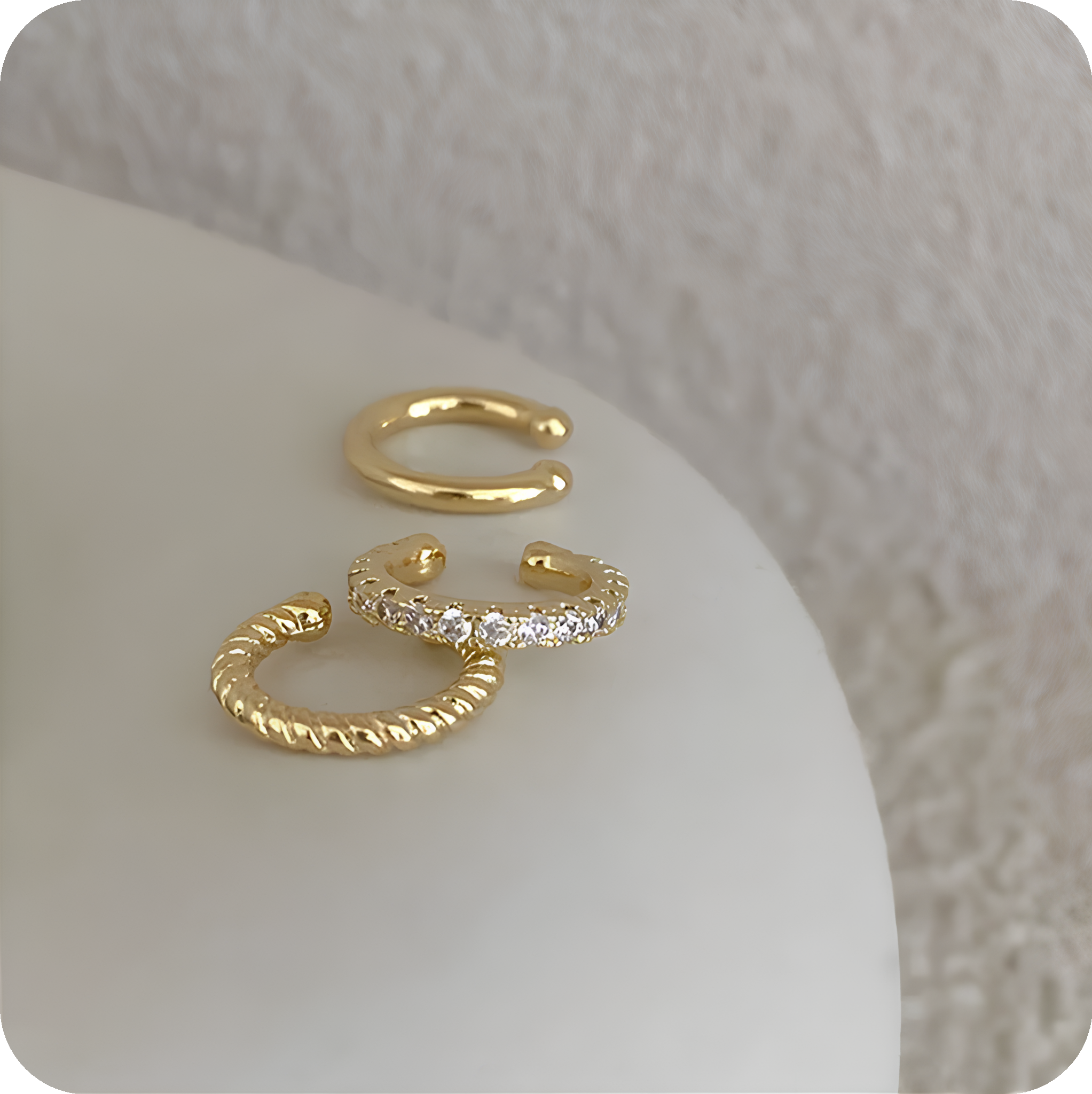 Ear Cuff Prateado Minimalista
